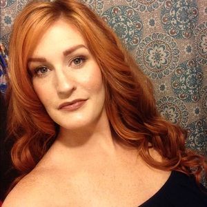 Meet your Posher, Cassia